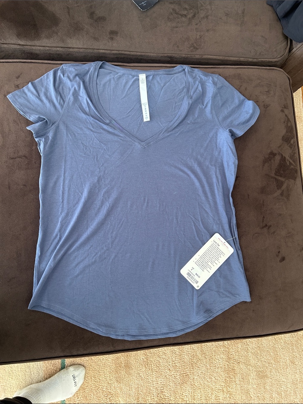 NWT Lululemon Love Tee Women’s V-Neck Short Sleeve Shadow Blue Sz 8